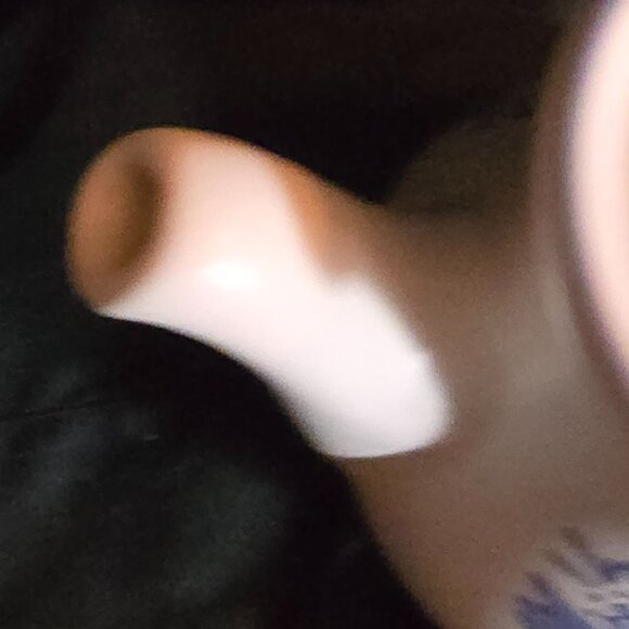 Vitreous Stoneware Tea Pot With Lid & Blue Floral Design - Picture 3 of 8